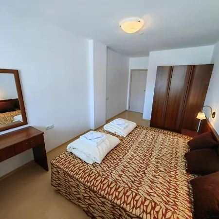 Mountain Paradise 4 - 1 Bedroom - Gondola, 100m Away - Washer Apartment