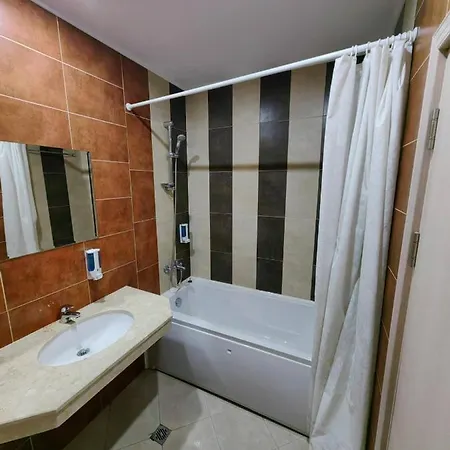 Gondola Paradise - 50m Away, 250mbps Wi-fi Apartment Bansko