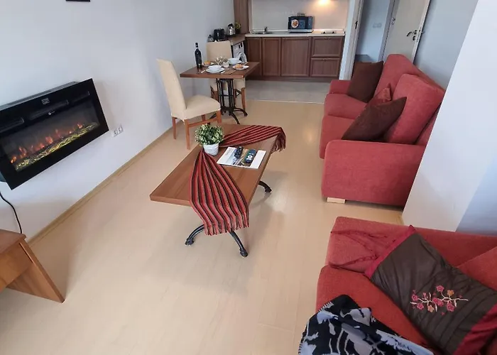 Mountain Paradise 4 - 1 Bedroom - Gondola, 100m Away - Washer Bansko